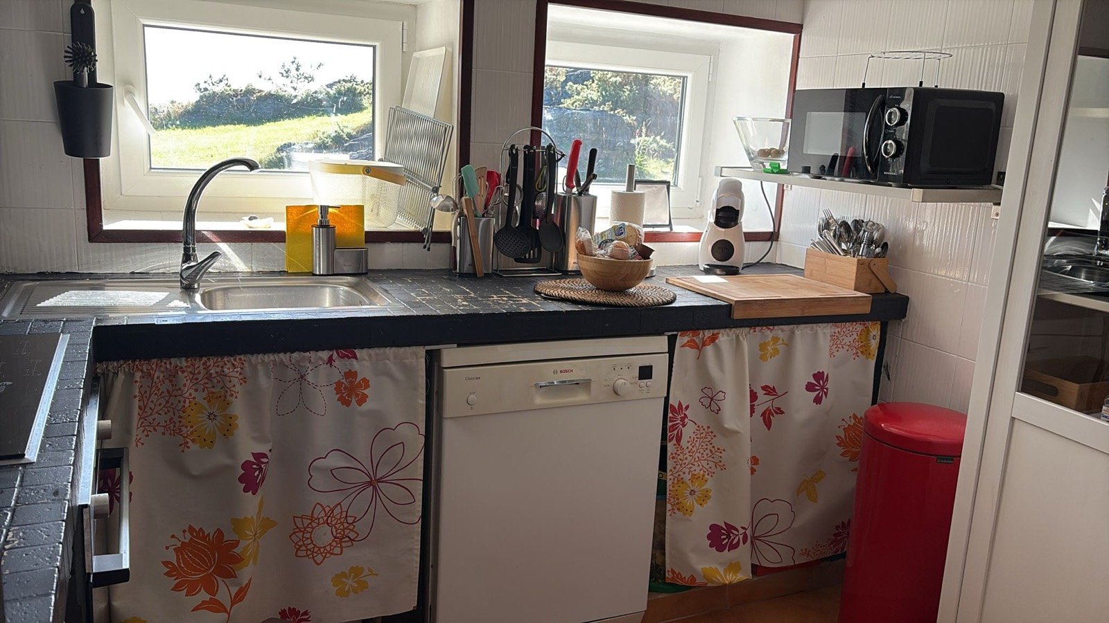 Fully equipped kitchen